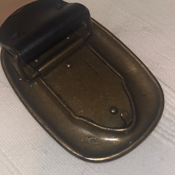 Vintage Leather Belt with Brass Buckle w/Engraved Floral Design. Made in Spain - Picture 5 of 6